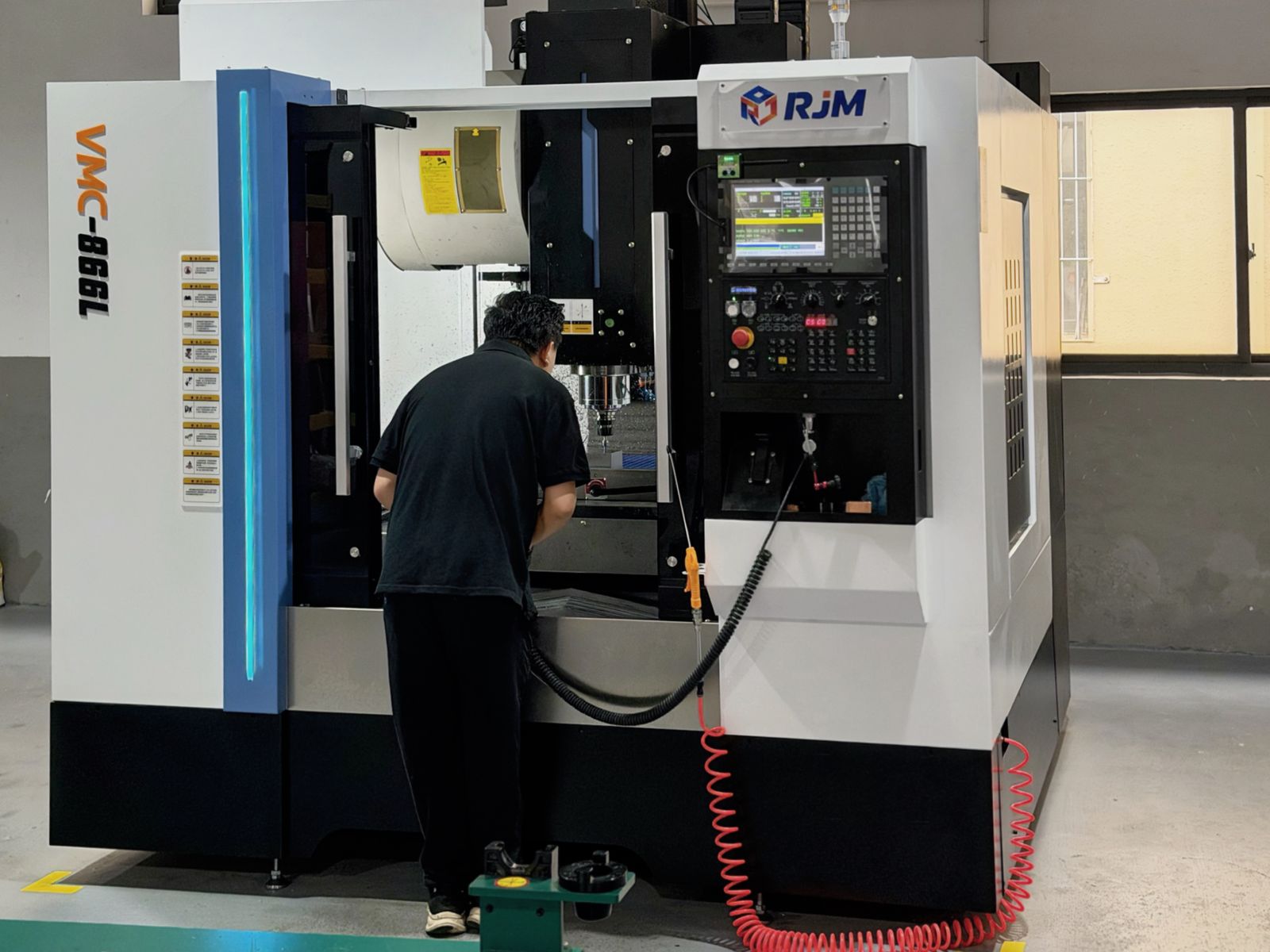 CNC 加工中心